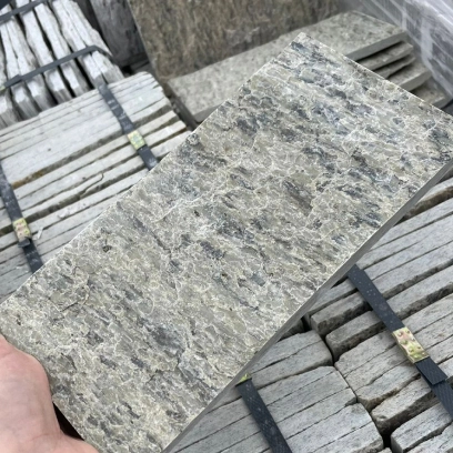 PEDRA LAJINHA lisa verde